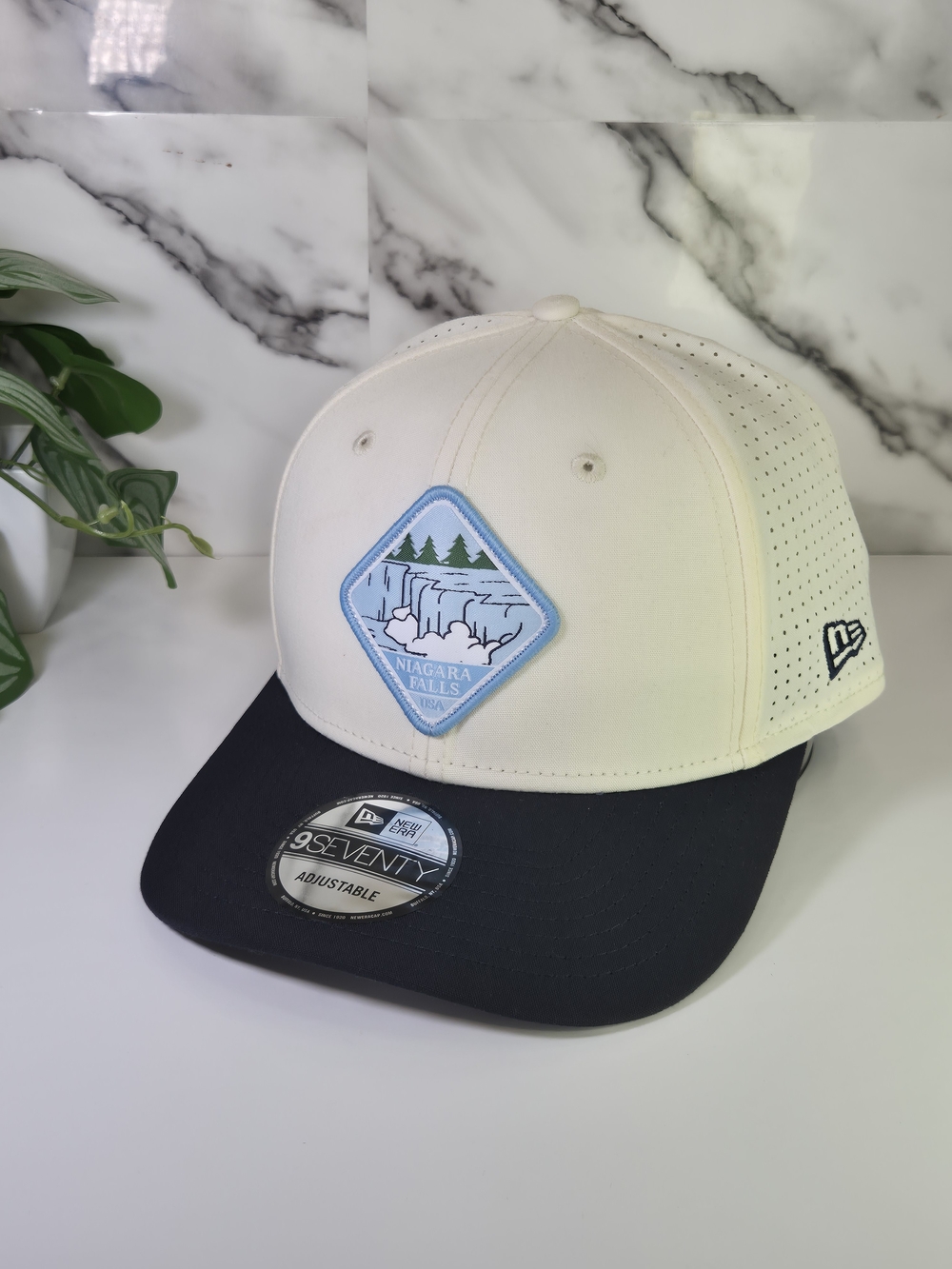 New Era Niagara Falls Patch Two-Tone Adjustable Hat. Cream & Black